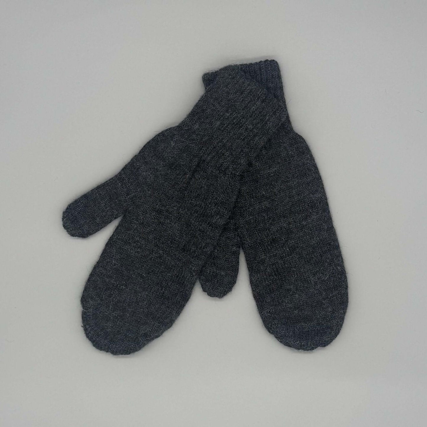 Kuschelige Winter-Fäustlinge aus 100% Baby Alpakawolle in verschiedenen Größen