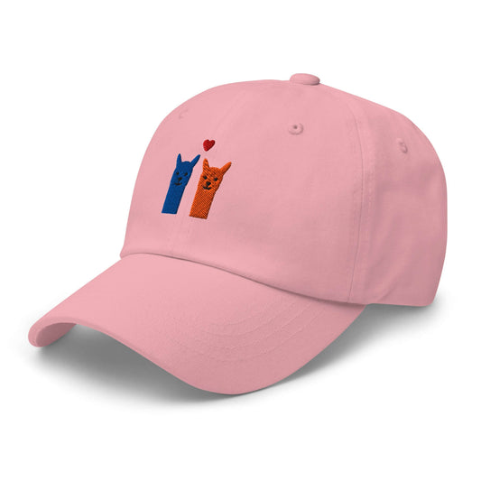 Alpaka Cap in Rosa mit besticktem Alpaka-Motiv, perfekt für Alpaka-Fans.