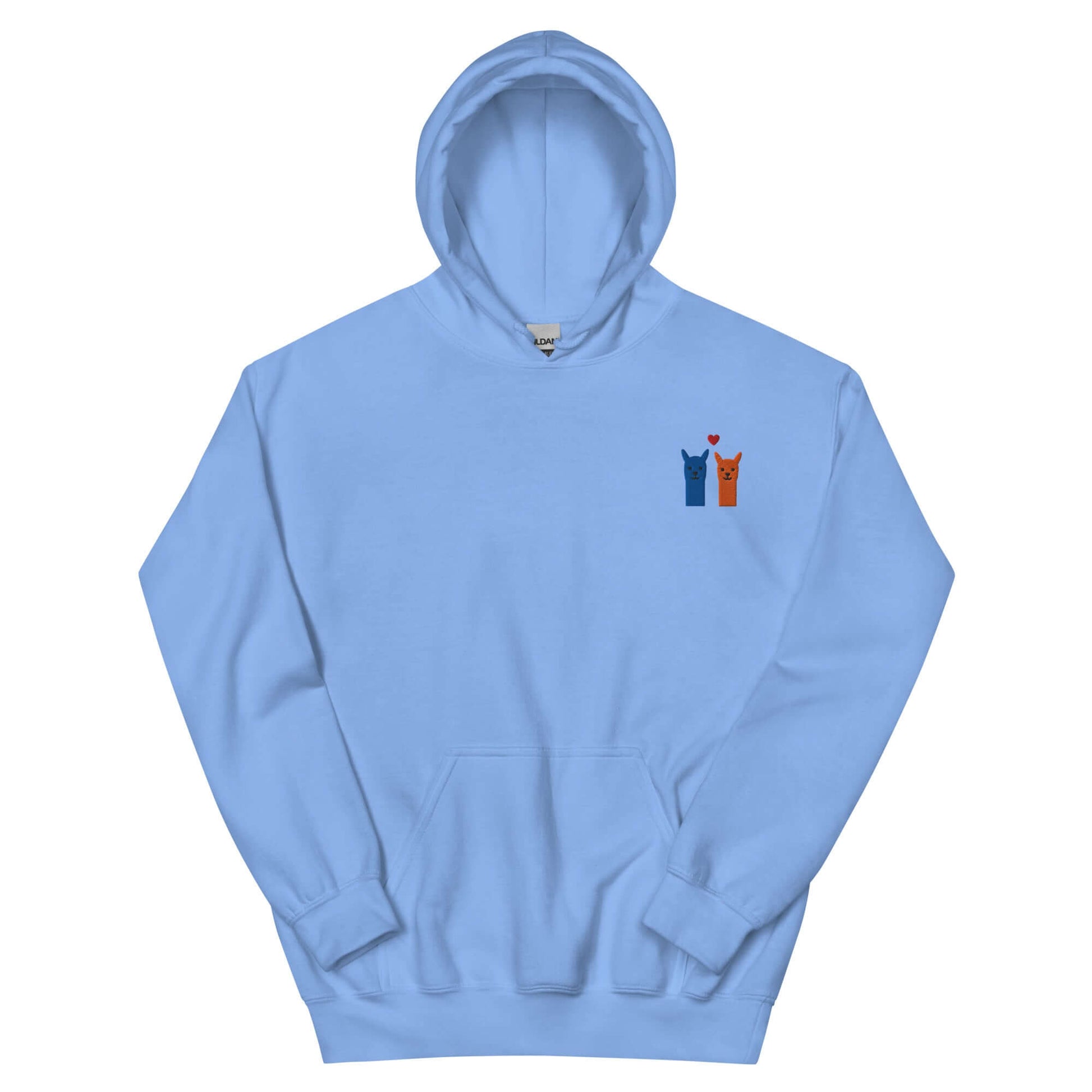 Niedlicher Alpaka Hoodie mit besticktem Motiv in Himmelblau, zeigt zwei Alpakas und ein Herz.
