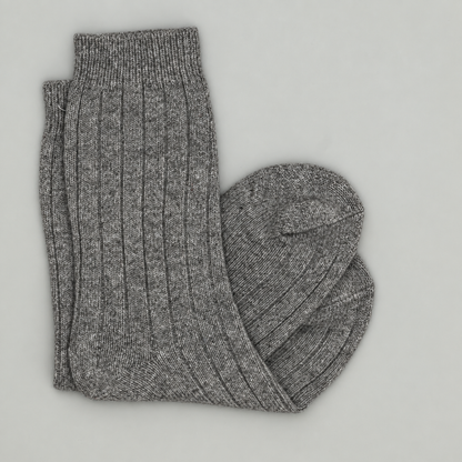 Alpaka Socken aus 92 % Alpakawolle in Grau