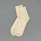 Dicke Alpaka Socken in Beige, ideal für kalte Jahreszeiten, aus 52% Alpakawolle, perfekt als Bio Alpaka Socken.