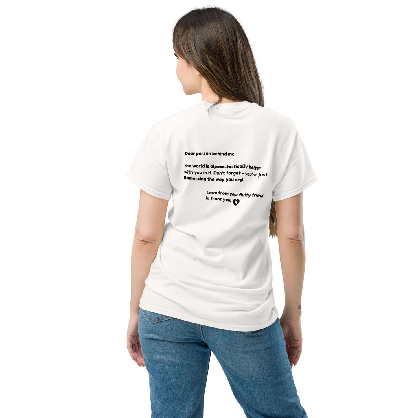 Selbstliebe T-Shirt "Dear person behind me" mit liebevoller Botschaft auf der Rückseite.