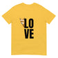 Alpaka Shirt Love mit fröhlichem Lama Motiv, gelbes T-Shirt mit dem Schriftzug 'LOVE' und Alpaka Franzl.