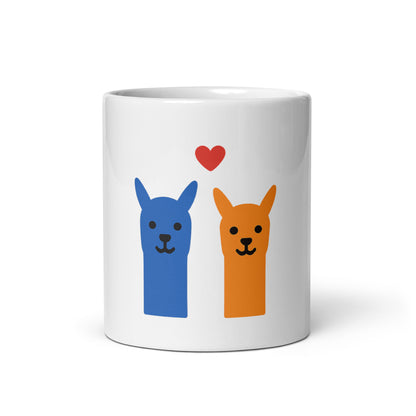 Weiße Alpaka Tasse mit blauem und orangefarbenem Alpaka und rotem Herz